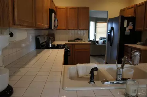 1029 NE Locksley Dr, Bend, OR 97701 photo 5