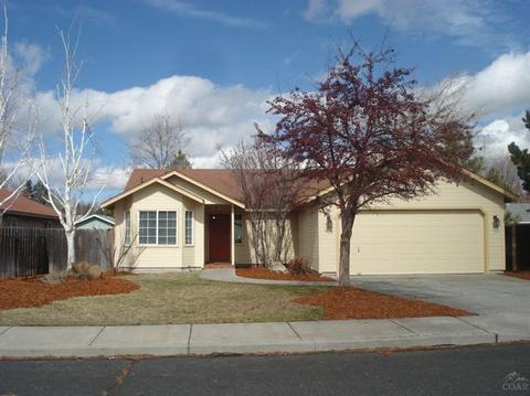 1776 NE Mark Ct, Bend, OR 97701 photo 1