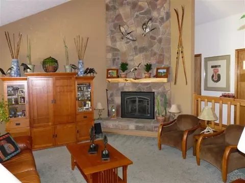 60669 SE Teton Ct, Bend, OR 97702 photo 6