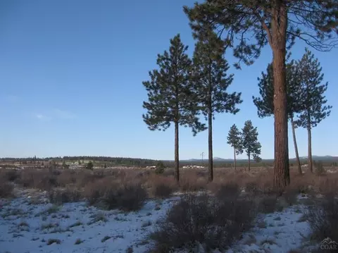 61819 Fall Creek Loop, Bend, OR 97702 photo 5