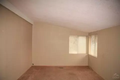 65107 85th Pl, Bend, OR 97701 photo 4