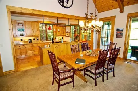 17451 Canoe Camp Dr, Bend, OR 97707 photo 4