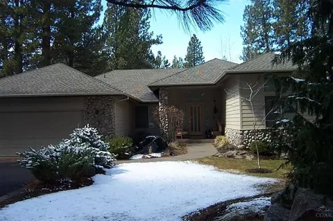 60741 Golf Village Loop, Bend, OR 97702 photo 1