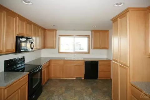 624 D St, Culver, OR 97734 photo 4