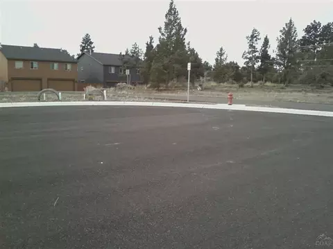 20479 Del Coco Ct, Bend, OR 97702 photo 4