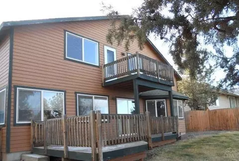 63261 NE Stonewood Dr, Bend, OR 97701 photo 2