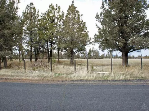 19645 Ridgewood Dr, Bend, OR 97701 photo 18