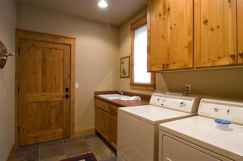 17515 Canoe Cp, Bend, OR 97707 photo 13