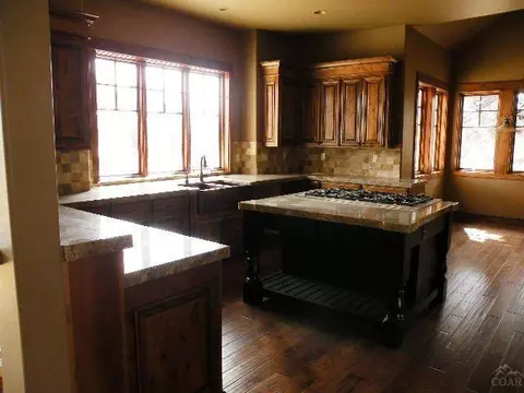 23063 Canyon View Loop, Bend, OR 97701 photo 9