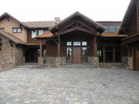 23063 Canyon View Loop, Bend, OR 97701 photo 4