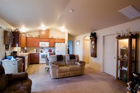 2882 NE Jackdaw Dr, Bend, OR 97701 photo 3