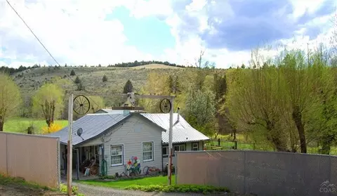 333 Dollarhide Rd, Mitchell, OR 97750 photo 12