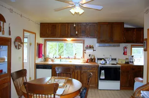 333 Dollarhide Rd, Mitchell, OR 97750 photo 5
