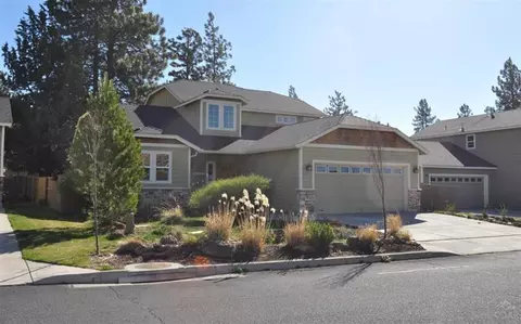 60910 Garrison Dr, Bend, OR 97702 photo 3