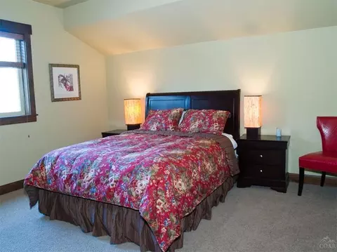 60515 Snap Shot Loop, Bend, OR 97702 photo 18