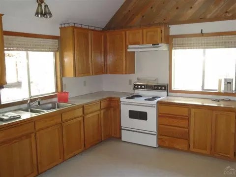 52220 Lucky Ln, La Pine, OR 97739 photo 3