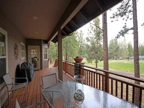 2820 NW Mcdermott, Bend, OR 97701 photo 5