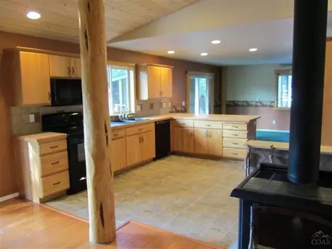 15161 River Loop Dr, Bend, OR 97707 photo 8
