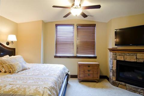 56869 Dancing Rock Loop, Bend, OR 97707 photo 18