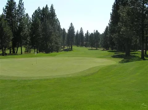 60706 Golf Village Loop, Bend, OR 97702 photo 4