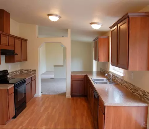 55915 Blue Eagle Rd, Bend, OR 97707 photo 6