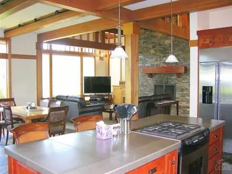 19460 Green Lakes Loop, Bend, OR 97702 photo 4