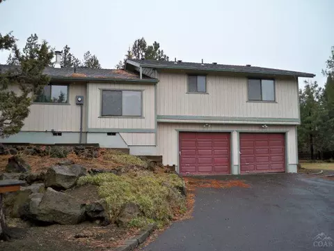 61174 Tapadera St, Bend, OR 97702 photo 2