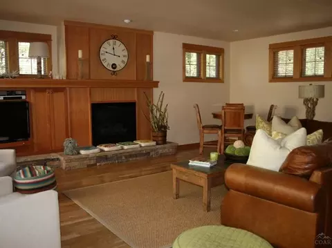 57154 Evergreen Loop, Sunriver, OR 97707 photo 2