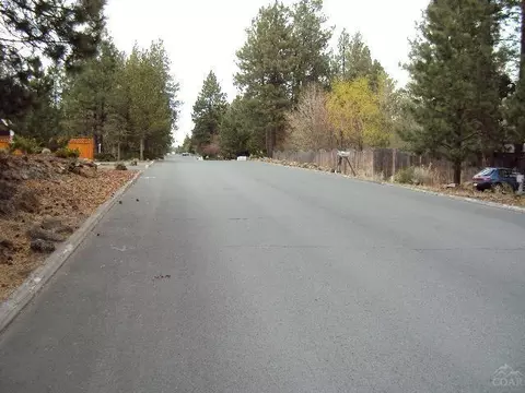 60889 Alpine Dr, Bend, OR 97702 photo 7