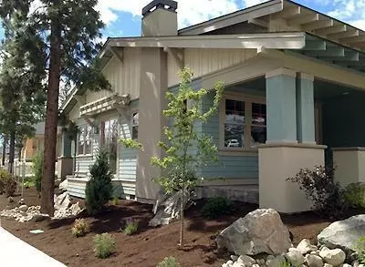 2471 NW Crossing Dr, Bend, OR 97701 photo 2