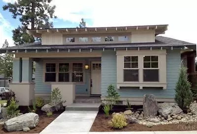 2471 NW Crossing Dr, Bend, OR 97701 photo 1