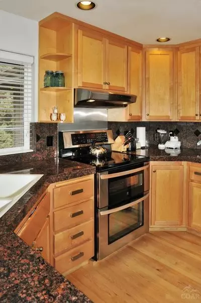 19565 E Campbell, Bend, OR 97702 photo 11