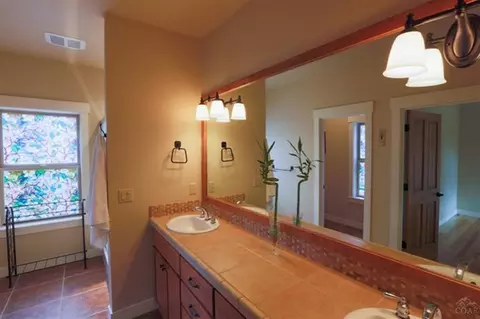 61437 Linton Loop, Bend, OR 97702 photo 13
