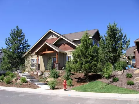 61437 Linton Loop, Bend, OR 97702 photo 2