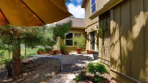 61437 Linton Loop, Bend, OR 97702 photo 20