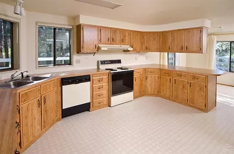 18928 SW Choctaw Rd, Bend, OR 97702 photo 17