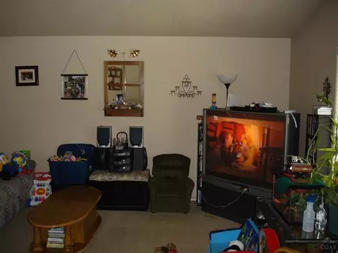 63341 Vogt Rd, Bend, OR 97701 photo 3