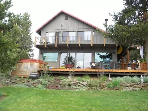 54677 Silver Fox Dr, Bend, OR 97707 photo 1