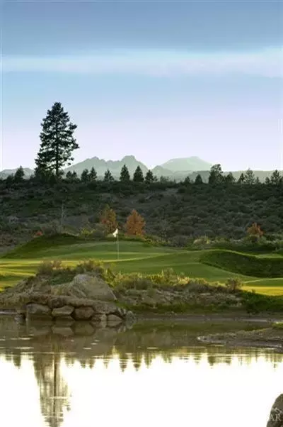 19454 Stafford Loop, Bend, OR 97702 photo 2