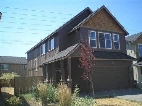 852 NE Locksley Dr, Bend, OR 97701 photo 1