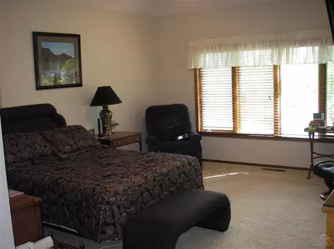 60857 Willow Creek Loop, Bend, OR 97702 photo 12