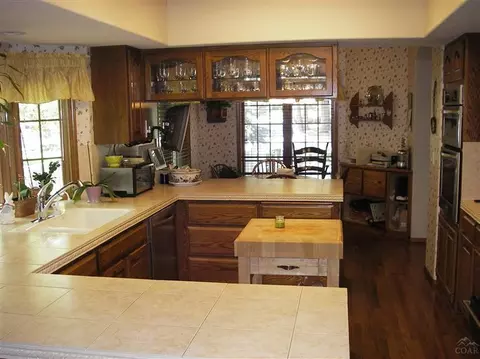60857 Willow Creek Loop, Bend, OR 97702 photo 7