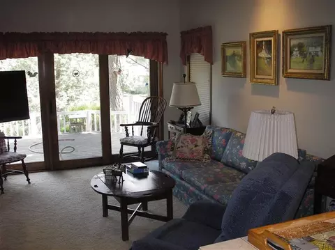 60857 Willow Creek Loop, Bend, OR 97702 photo 10