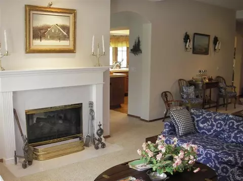 60857 Willow Creek Loop, Bend, OR 97702 photo 5