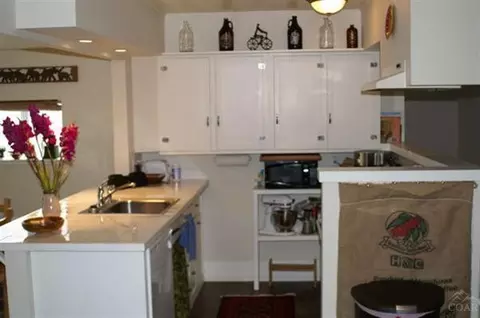 735 NW Florida Ave, Bend, OR 97701 photo 6