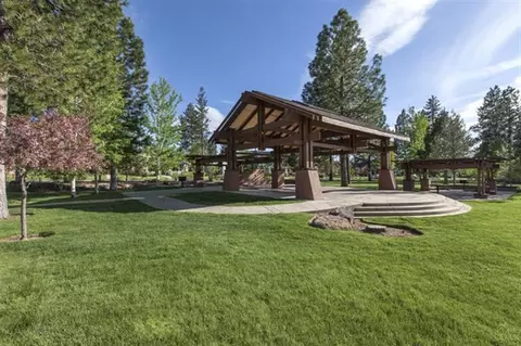 61582 Devils Lake Dr, Bend, OR 97702 photo 24