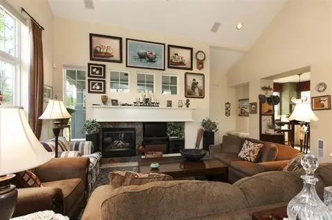 61582 Devils Lake Dr, Bend, OR 97702 photo 4