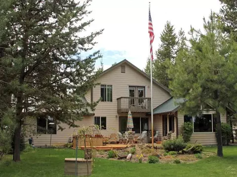 56528 Eclipse Dr, Bend, OR 97707 photo 2