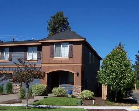 20249 NW Schaeffer Dr, Bend, OR 97701 photo 1