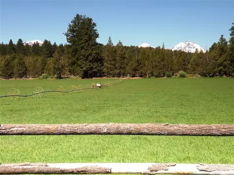 64905 Collins Rd, Bend, OR 97701 photo 1